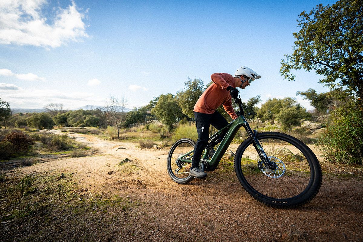 Accion Specialized Turbo Levo 04