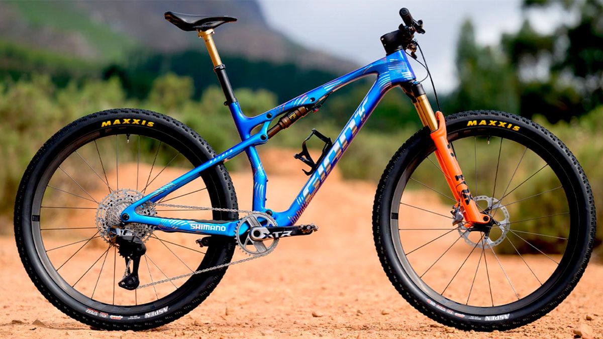 OFERTA DE EMPLEO. Giant busca un Content Manager