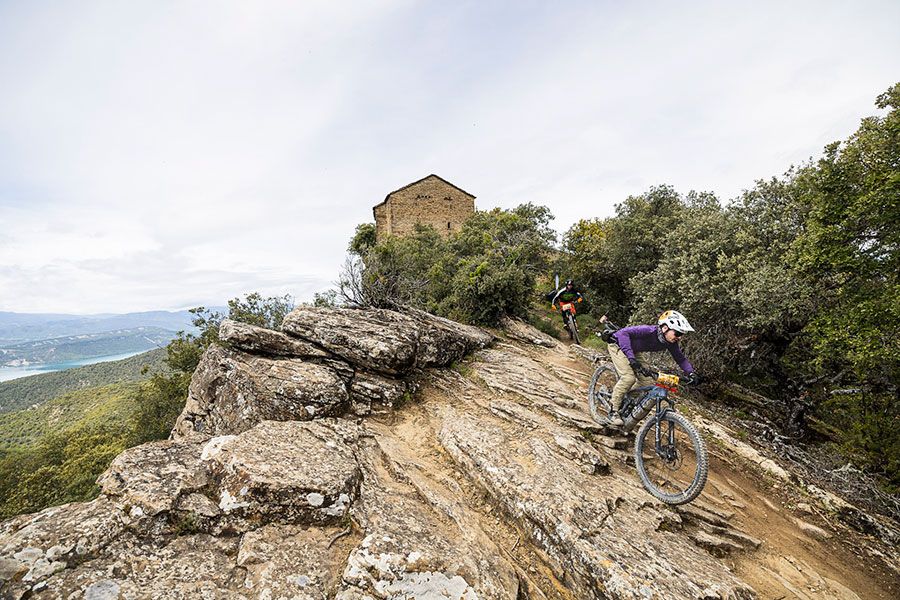 2c4f1dc0 304a 4d60 bbfa d3c1683937f1