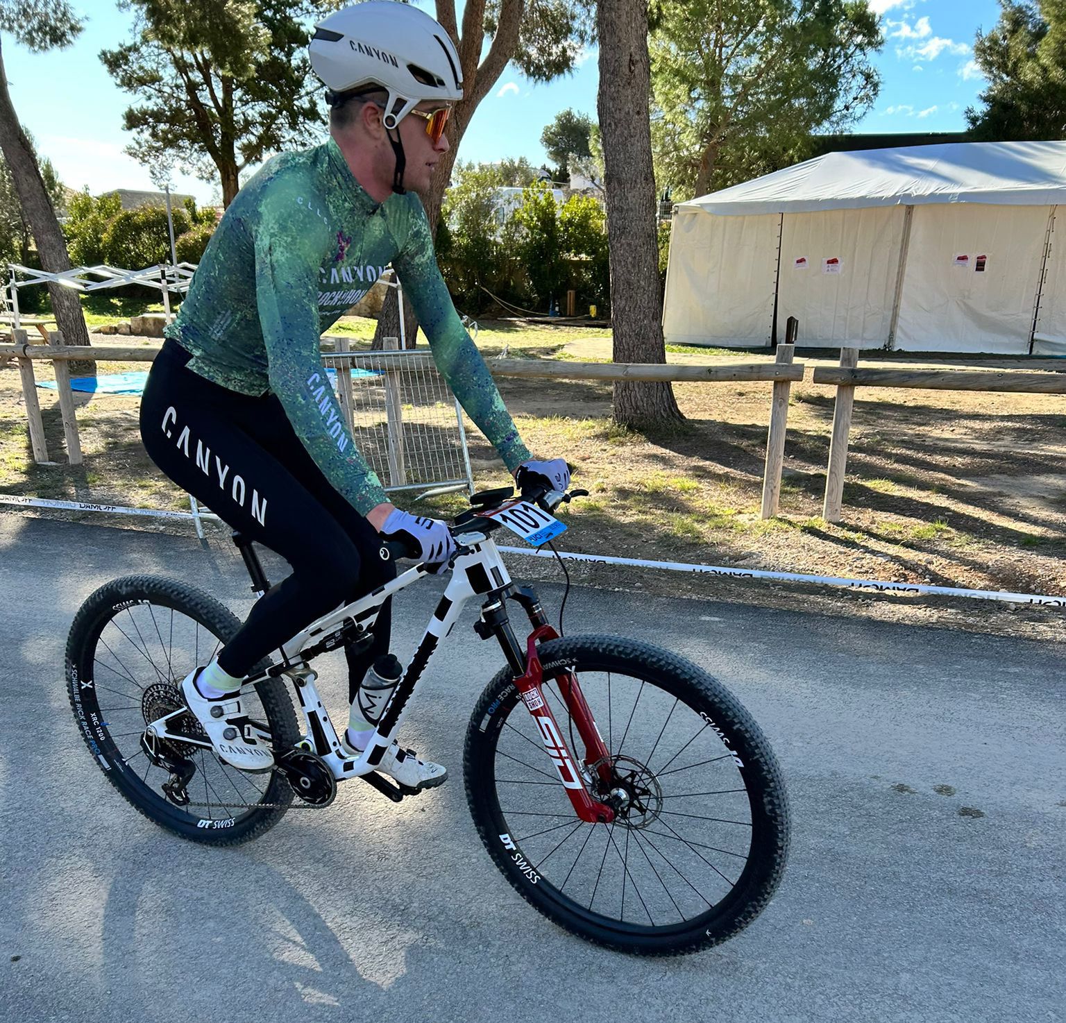 Ya rueda el prototipo de la nueva Canyon Lux detalle