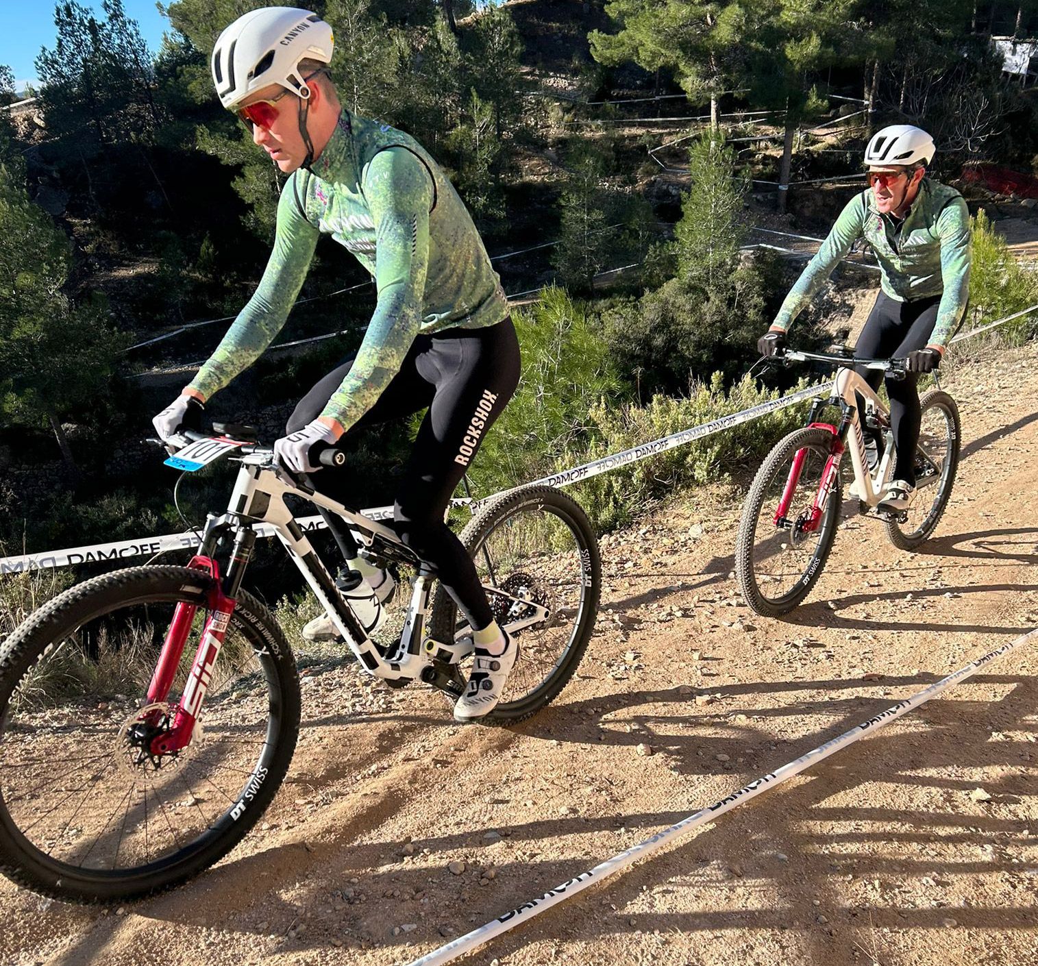 Ya rueda el prototipo de la nueva Canyon Lux detalle 2