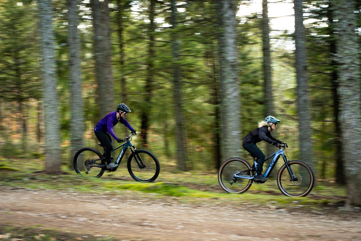 Accion Giant Stance E+ y Liv Embolden E+ (34)