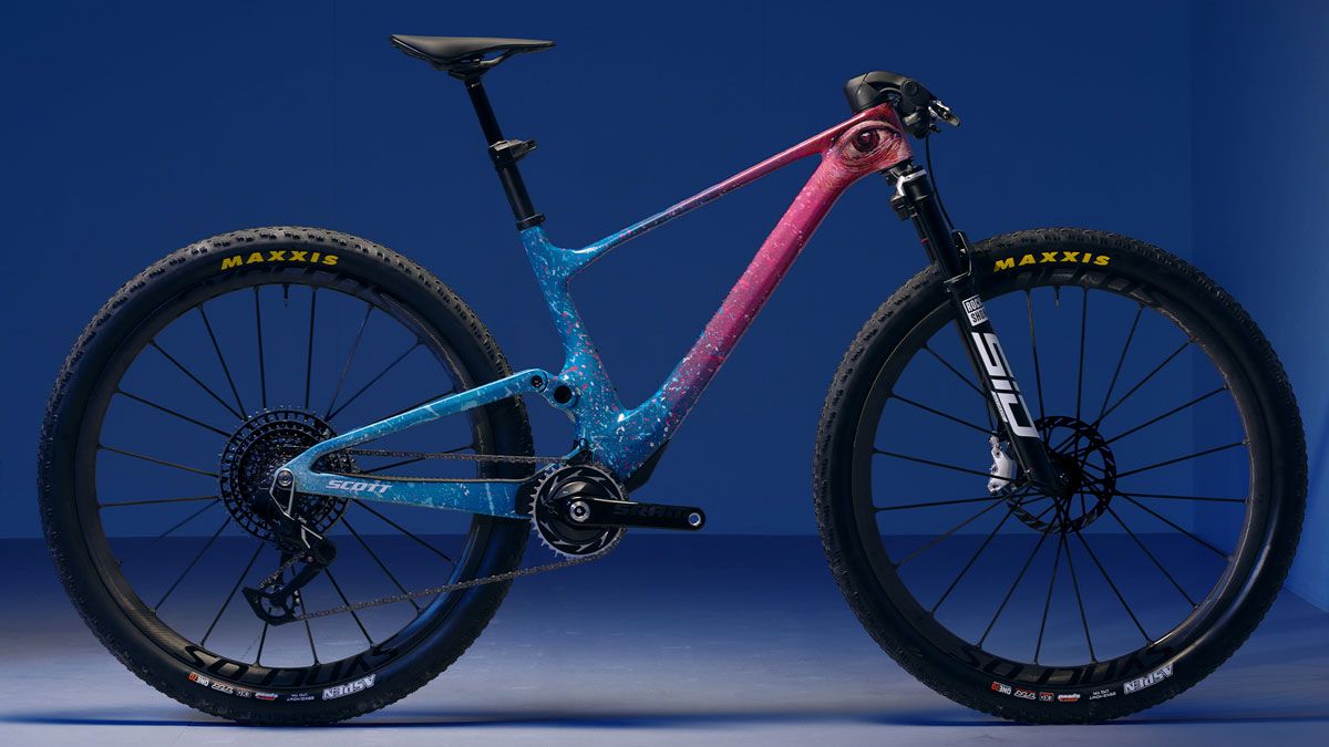 Scott Spark RC x Lionel Smit x Nino Schurter una obra de arte para una causa solidaria