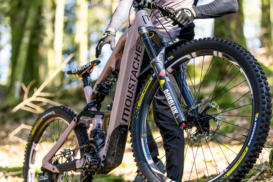 Team Moustache SR Suntour 2026 ©Hoshi Yoshida Whyex0E3A5159