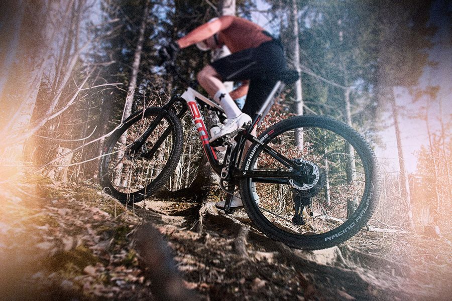 DTSwiss MTB 1700 All Fun No Fuss Action Credit Gaudenz Danuser 095232 1920px