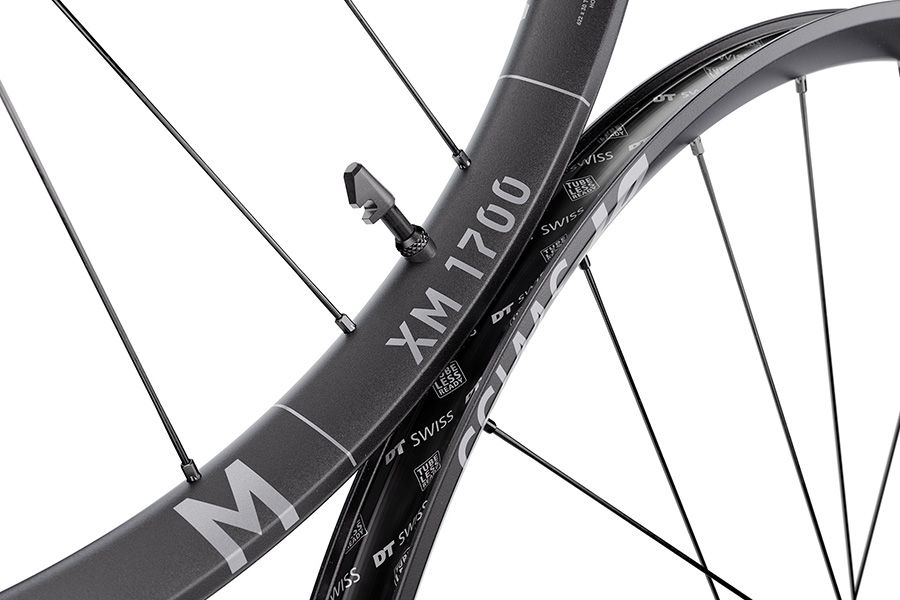DTSwiss MTB 1700 All Fun No Fuss Detail XM 1700 Rim Width 002 1920px