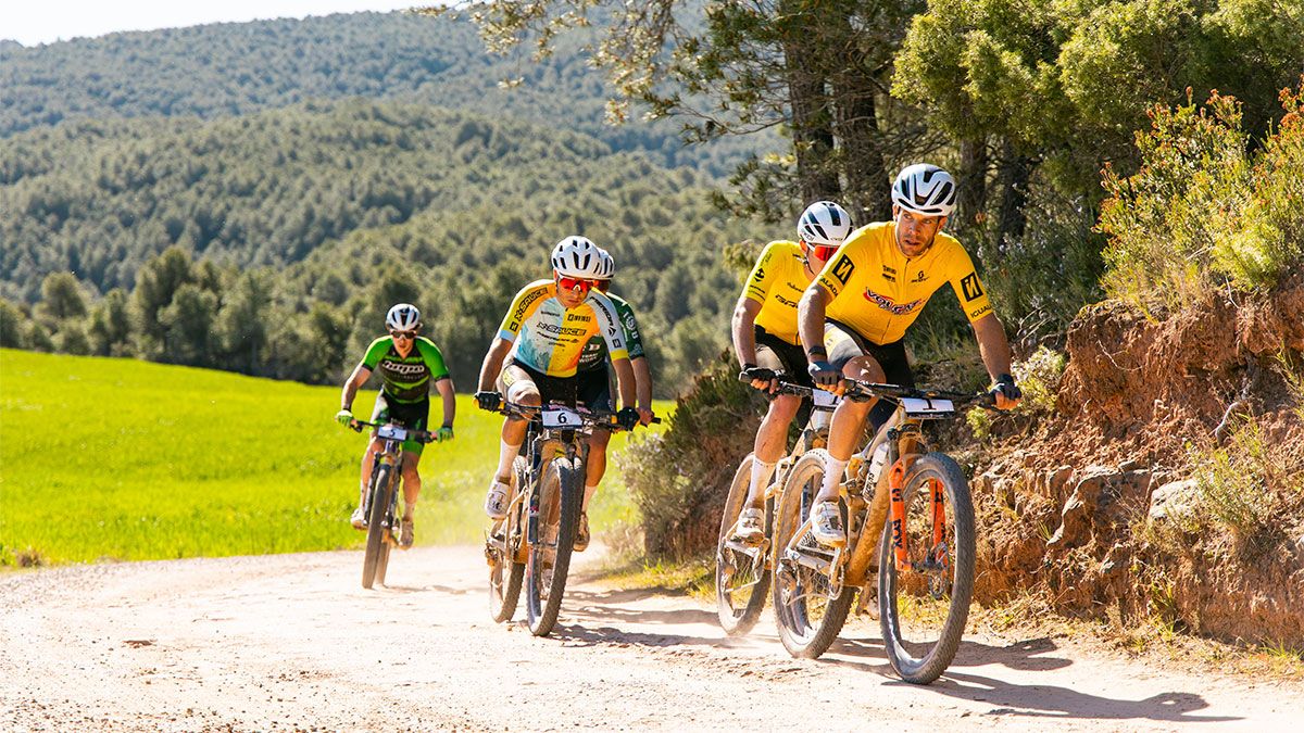 Hans Becking y Marta Cano dominan la VolCAT en Igualada