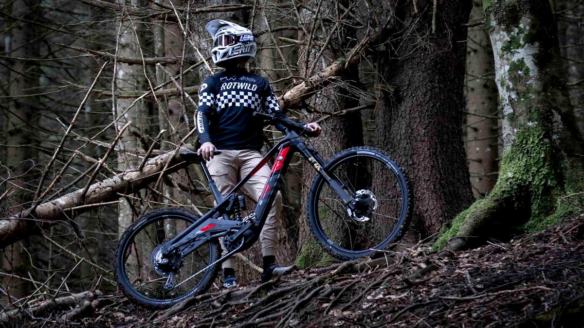 R.EXC, la eEnduro de Rotwild ahora con Avinox M2S