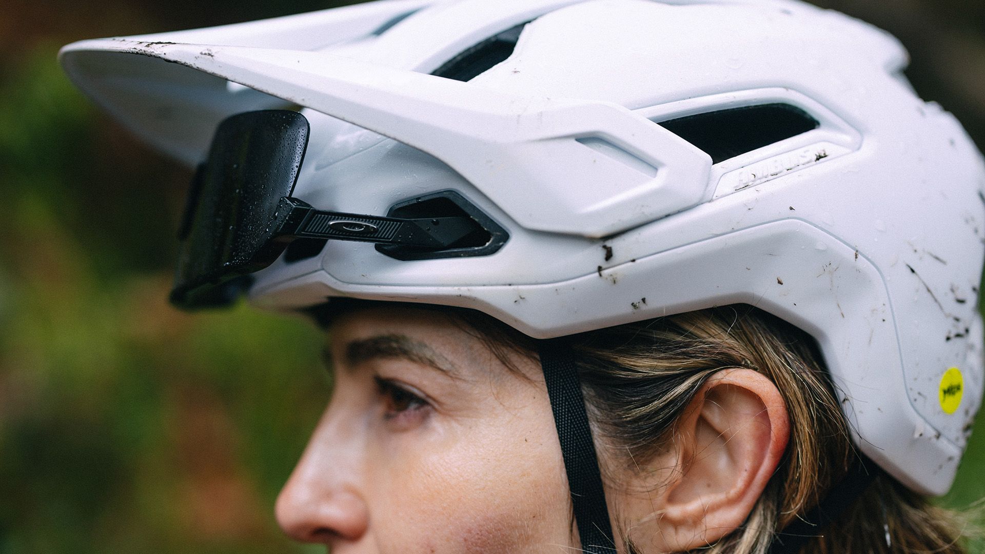 Nuevo casco Specialized Ambush 3 (1) Nuevo casco Specialized Ambush 3 (1)