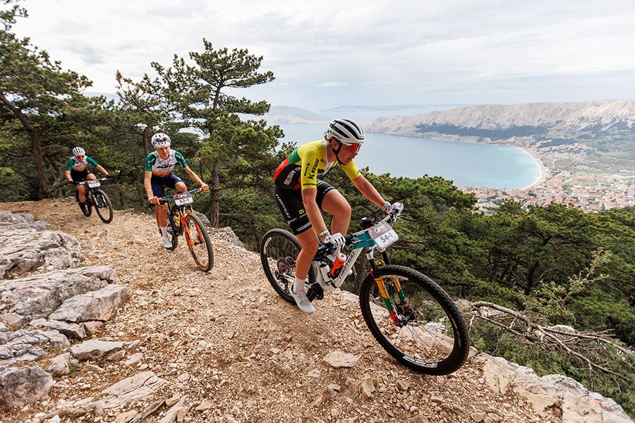 4E26 S1 SamClark IMG 8545