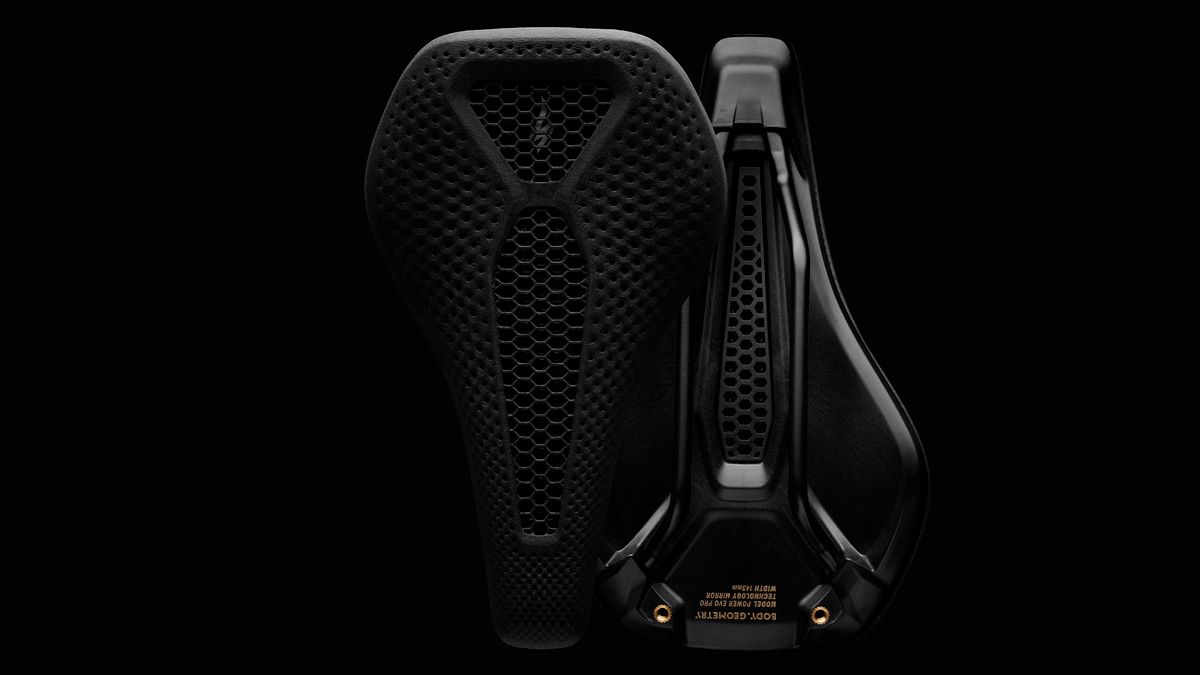 Specialized acerca su tecnología Mirror con los nuevos Power EVO Pro y Comp