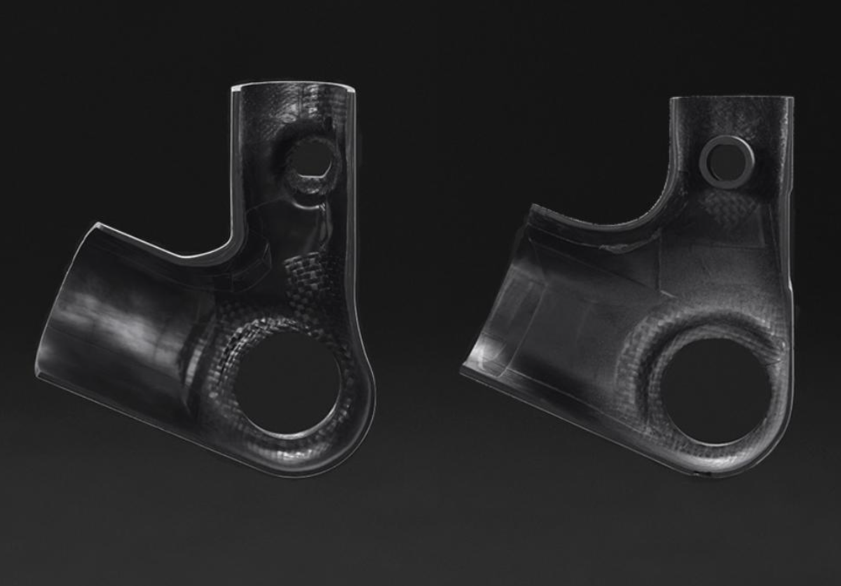 El pivote principal de la Epic 9 (izquierda) vs. Epic 8 (derecha)