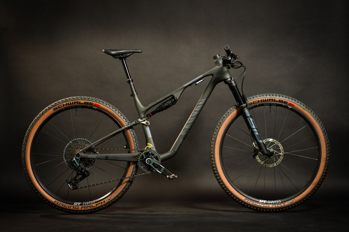 Canyon Lux World Cup 31