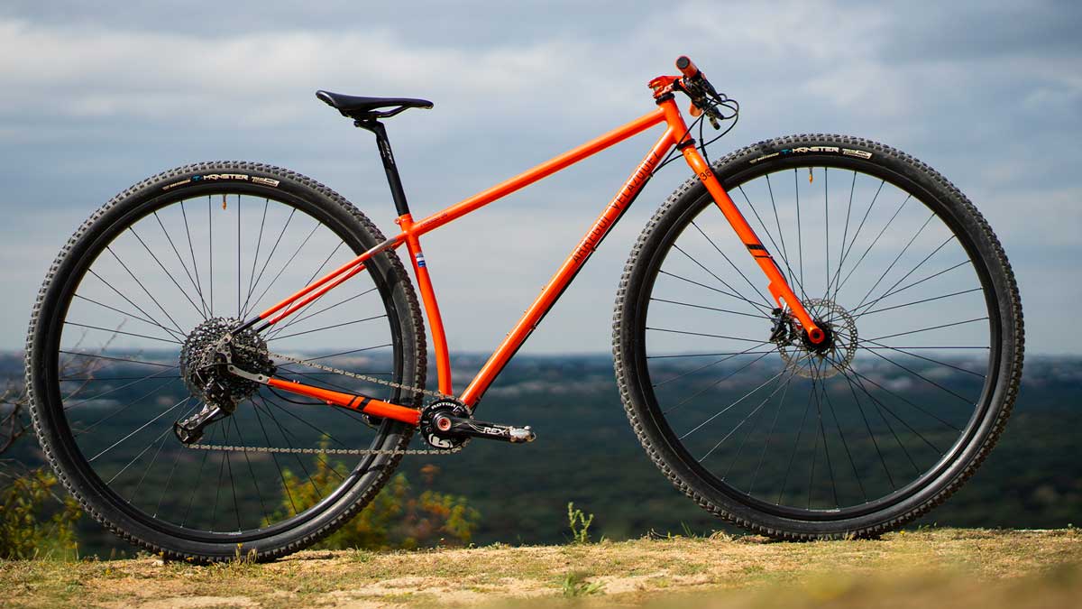 Prototipo Arregui Velázquez 36”. Hablamos con su creador