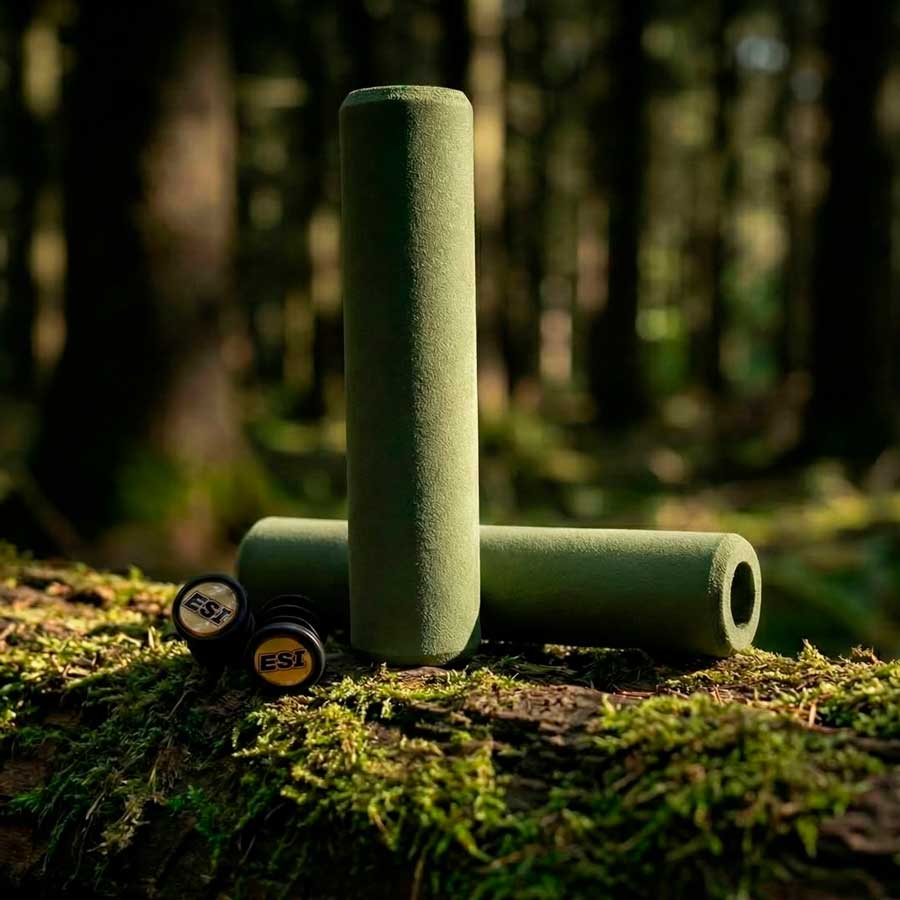 Puños ESIGrips con acabado en color Forest Green