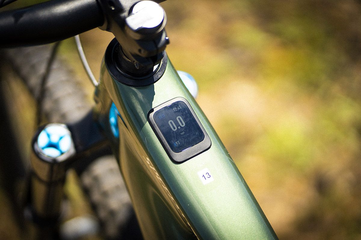 Specialized Turbo Levo 4 vs Levo R (26)