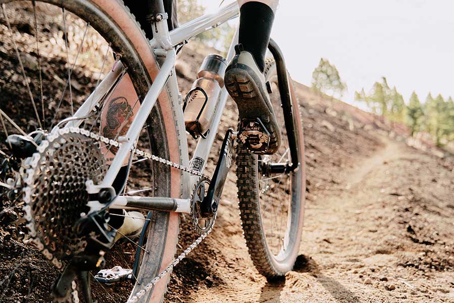 fizik terra atlats action hardtail 8