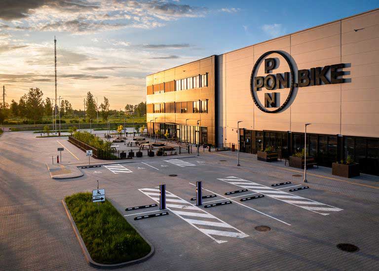 La fábrica de Pon.Bike situada en Kėdainiai (Lituania) acogerá parte de la producción tras el cierre de la planta de Almelo.