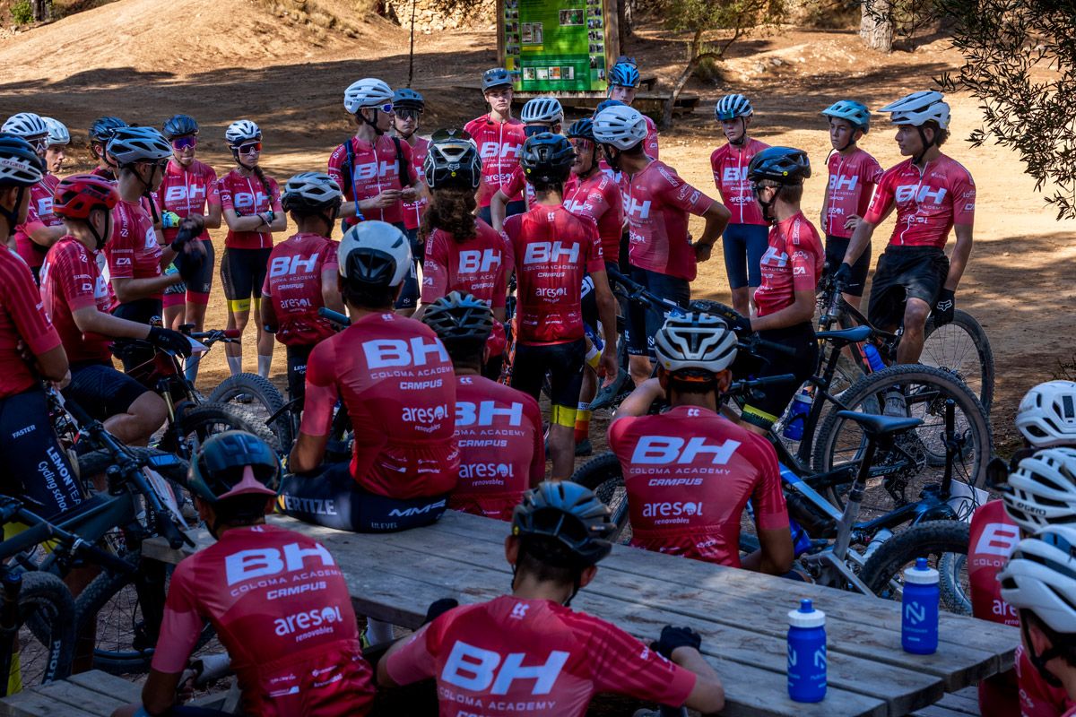 El Campus de Verano MTB Carlos Coloma reúne en La Nucía a 110 jóvenes ciclistas de seis países detalle El Campus de Verano MTB Carlos Coloma reúne en La Nucía a 110 jóvenes ciclistas de seis países detalle