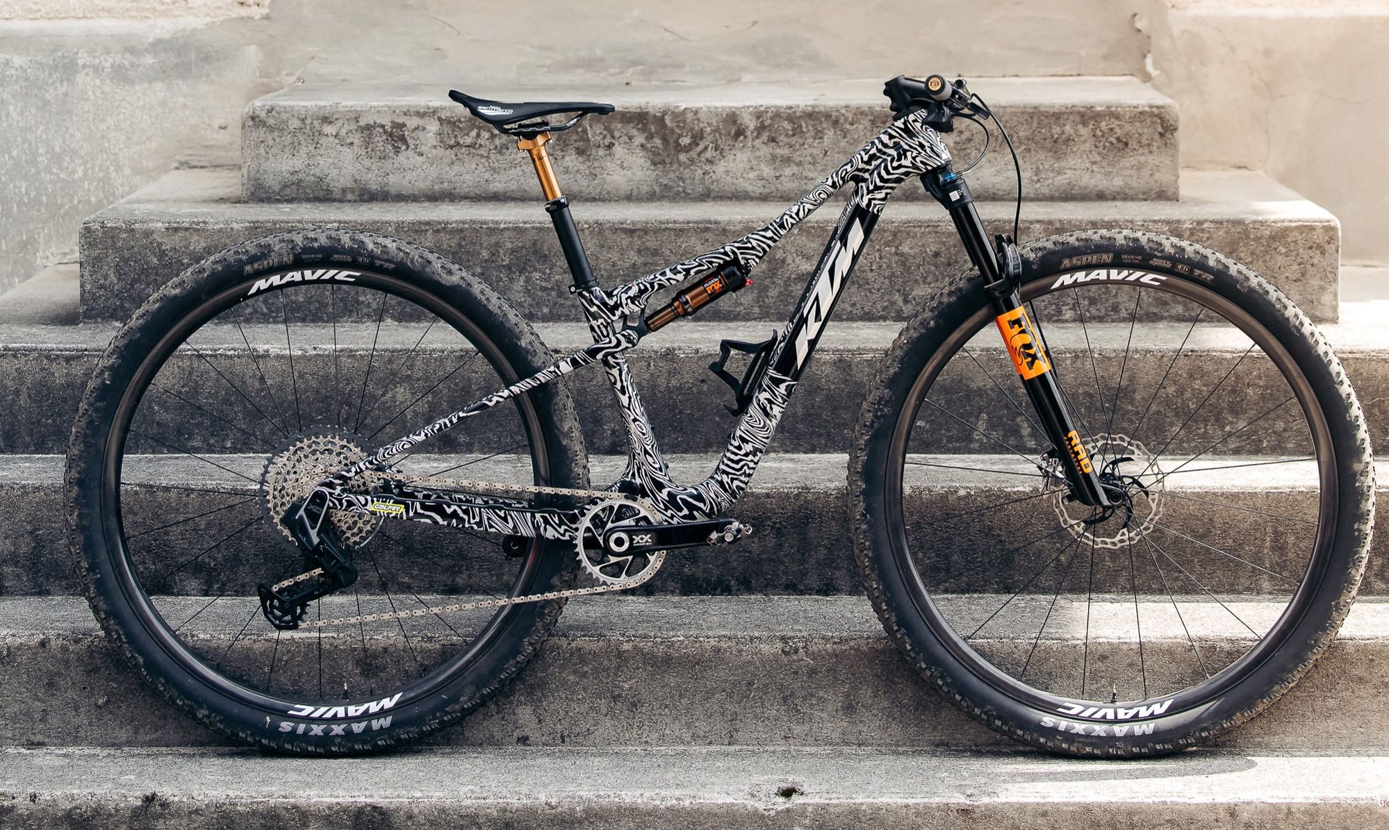 Nueva KTM 32 con horquilla Fox electrónica