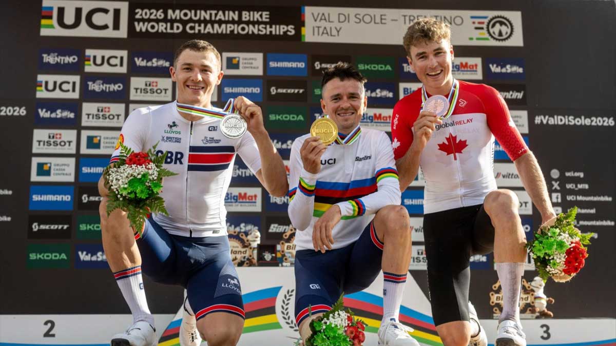 Tom Pidcock conquista el Mundial de Xco en Val di Sole tras una remontada épica Tom Pidcock conquista el Mundial de Xco en Val di Sole tras una remontada épica