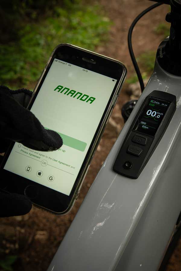 Ananda M7600 eMTB 9