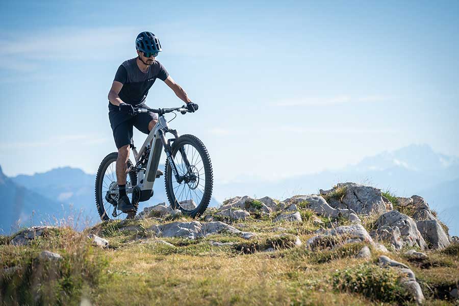 Ananda M7600 eMTB1