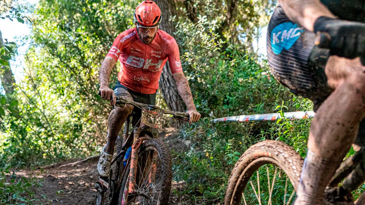 Jofre Cullell, operado y fuera de las últimas citas de MTB