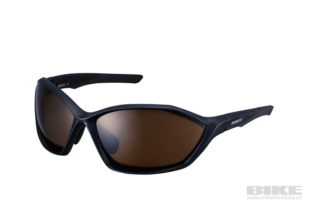 Nuevas zapatillas y gafas Shimano 2014