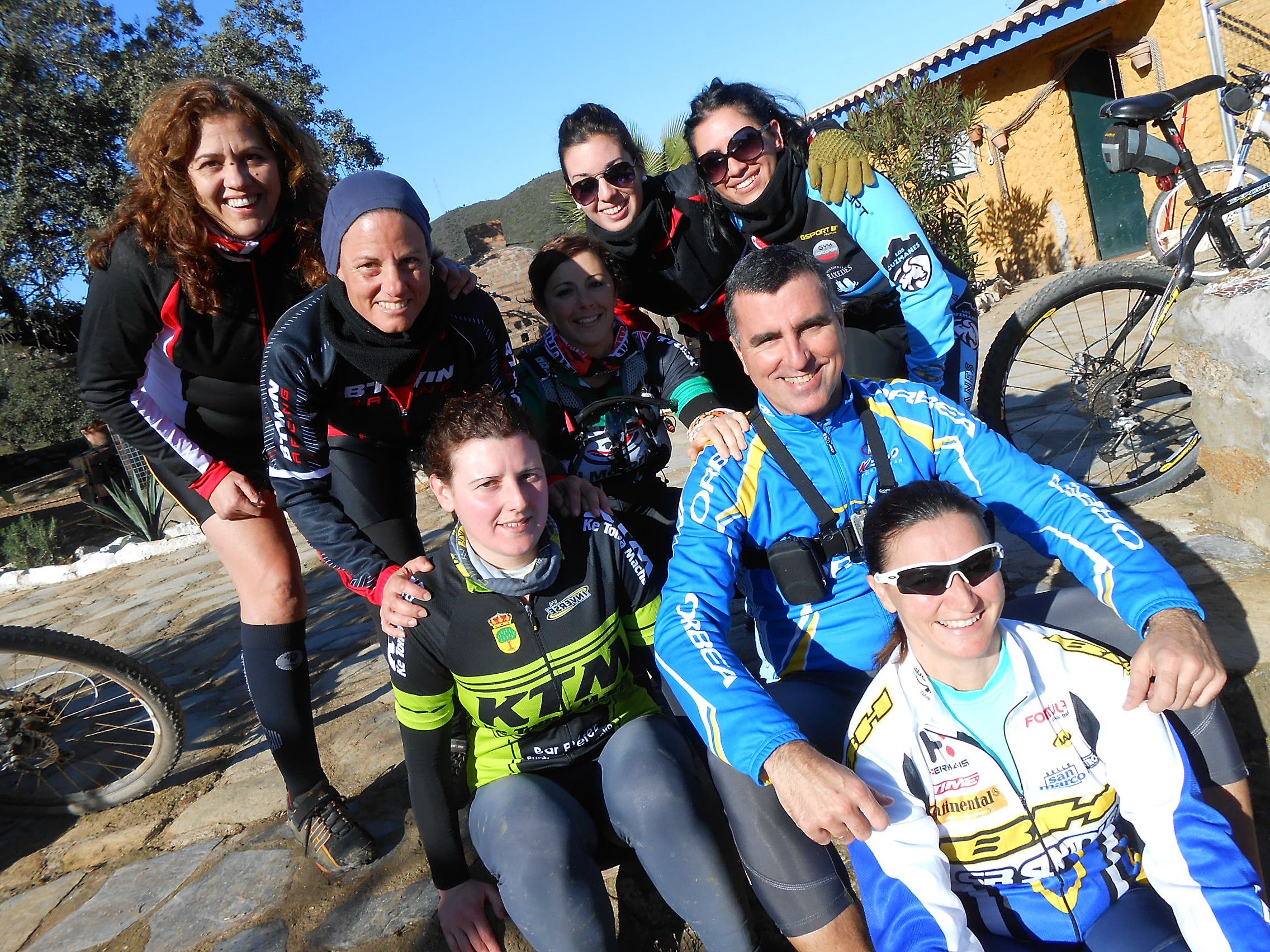 FILLOBIKER & TROPA FÉMINAS