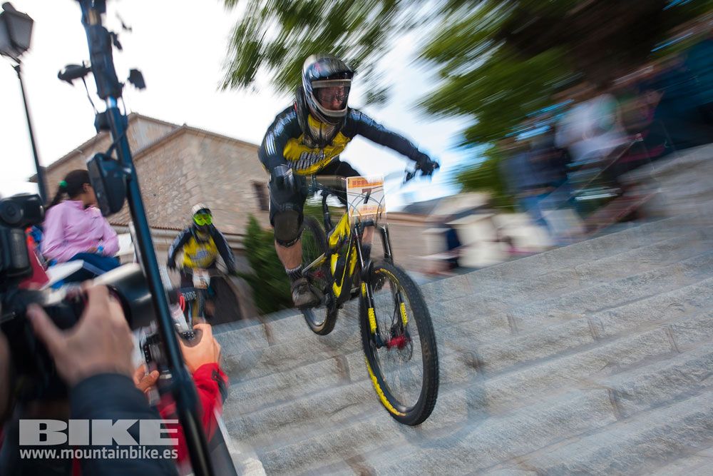 Descenso nocturno Test The Best 2014-1