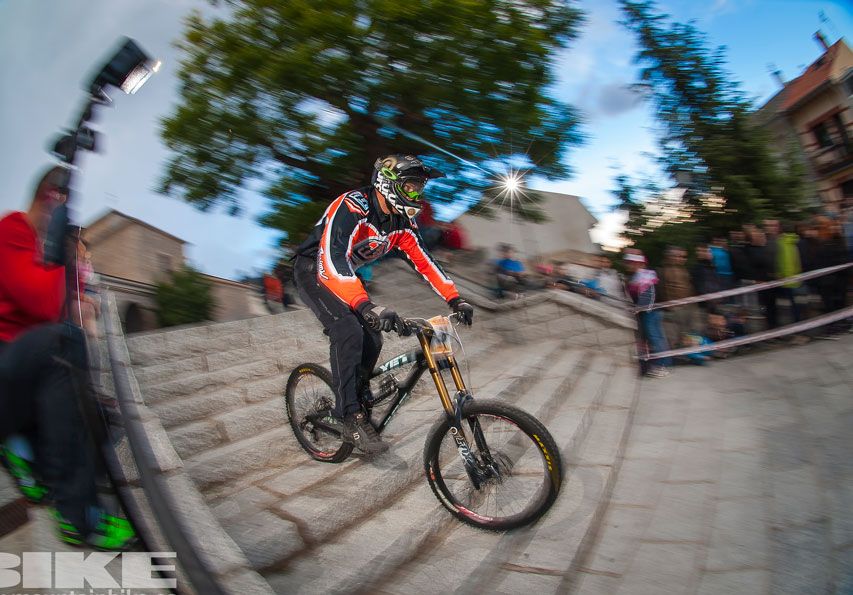 Descenso nocturno Test The Best 2014-1