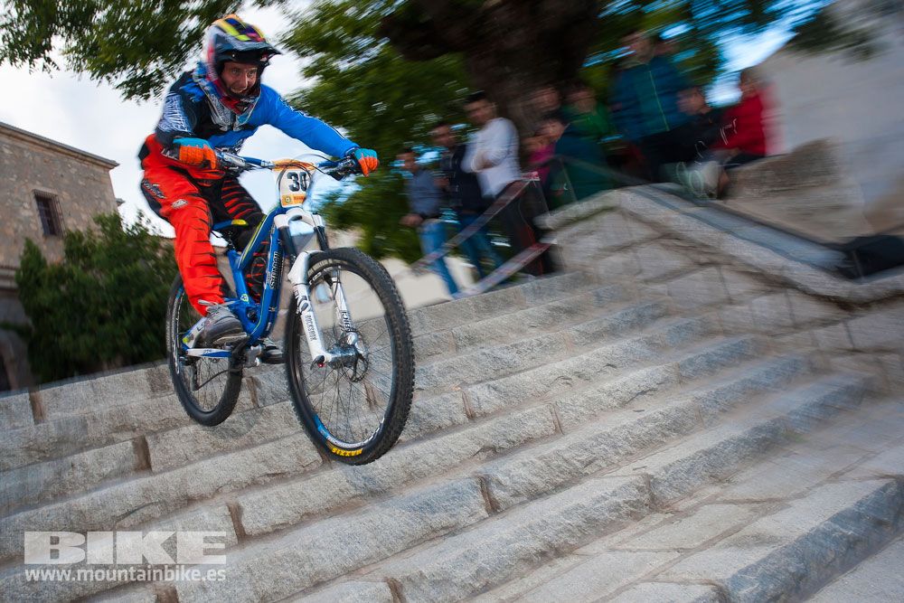 Descenso nocturno Test The Best 2014-1