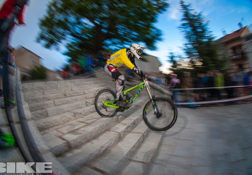 Descenso nocturno Test The Best 2014-1