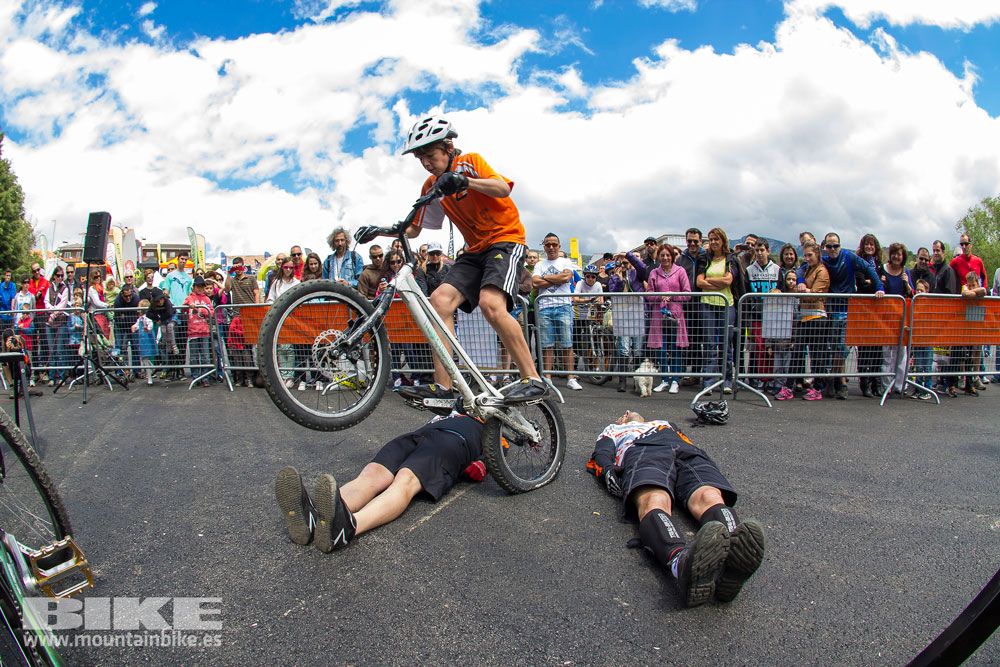 Zona Expo y exhibiciones Test The Best 2014-1