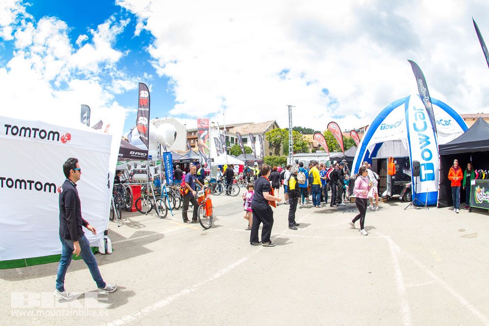 Zona Expo y exhibiciones Test The Best 2014-1