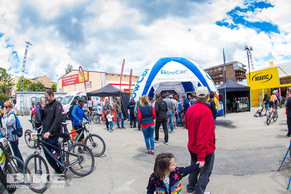Zona Expo y exhibiciones Test The Best 2014-1