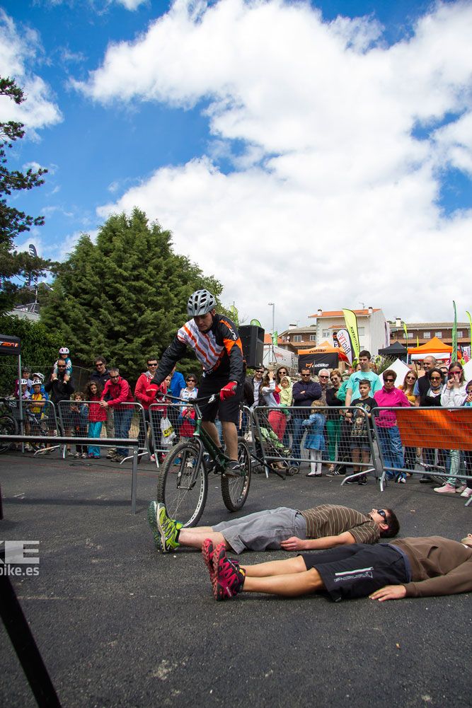 Zona Expo y exhibiciones Test The Best 2014-1