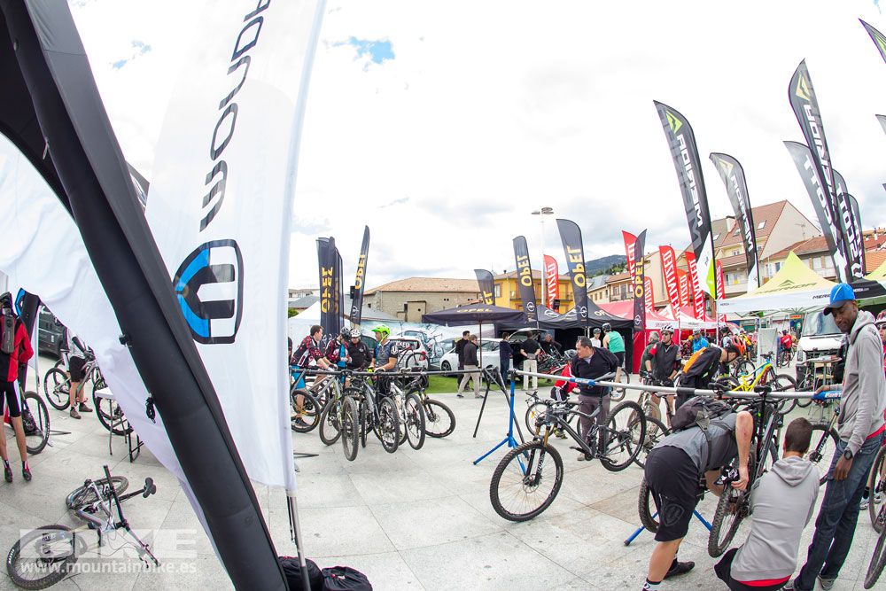 Zona Expo y exhibiciones Test The Best 2014-2