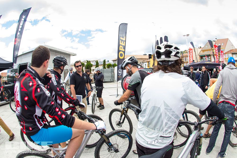 Zona Expo y exhibiciones Test The Best 2014-2