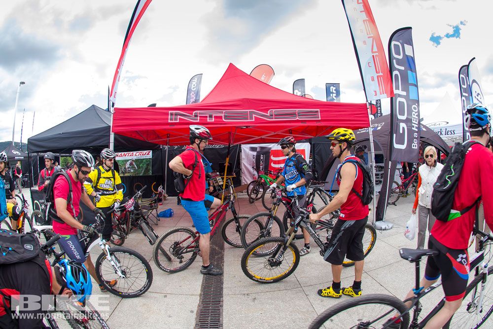 Zona Expo y exhibiciones Test The Best 2014-2