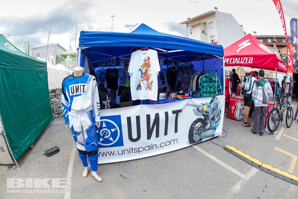 Zona Expo y exhibiciones Test The Best 2014-3