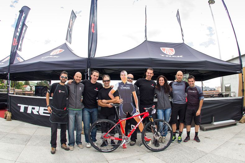 Zona Expo y exhibiciones Test The Best 2014-3