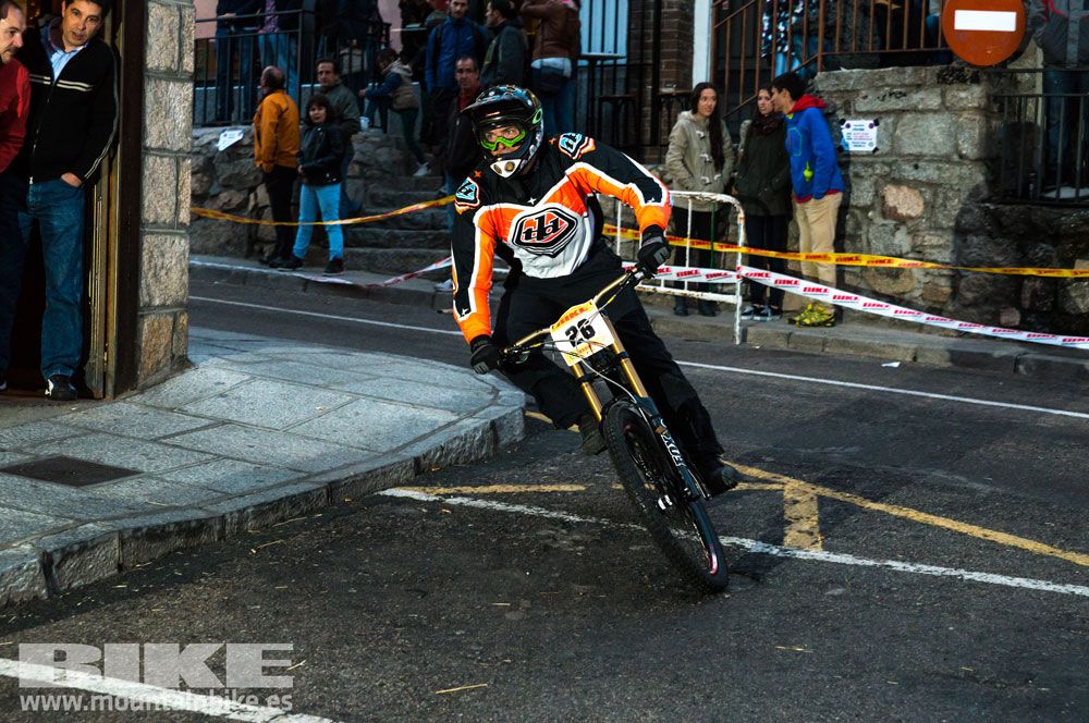Descenso nocturno Test The Best 2014-2