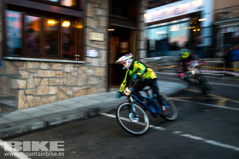 Descenso nocturno Test The Best 2014-2