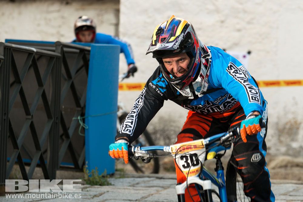 Descenso nocturno Test The Best 2014-2