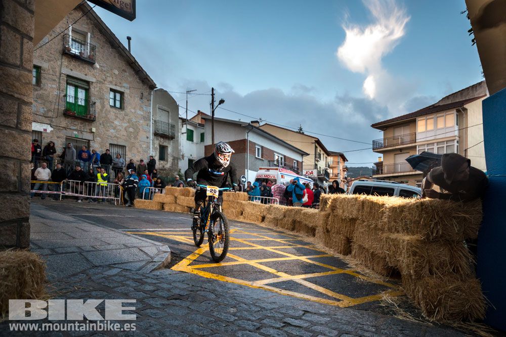 Descenso nocturno Test The Best 2014-2