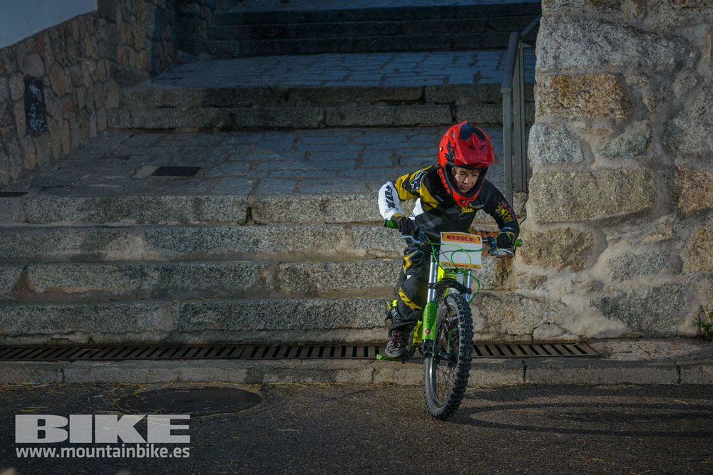Descenso nocturno Test The Best 2014-3