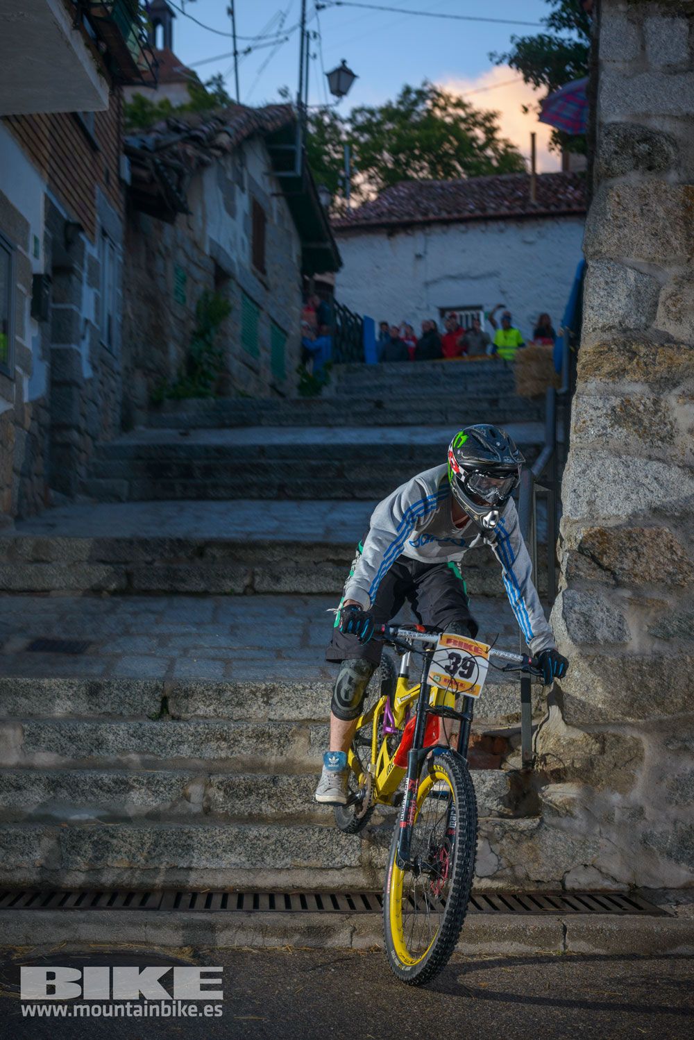 Descenso nocturno Test The Best 2014-3