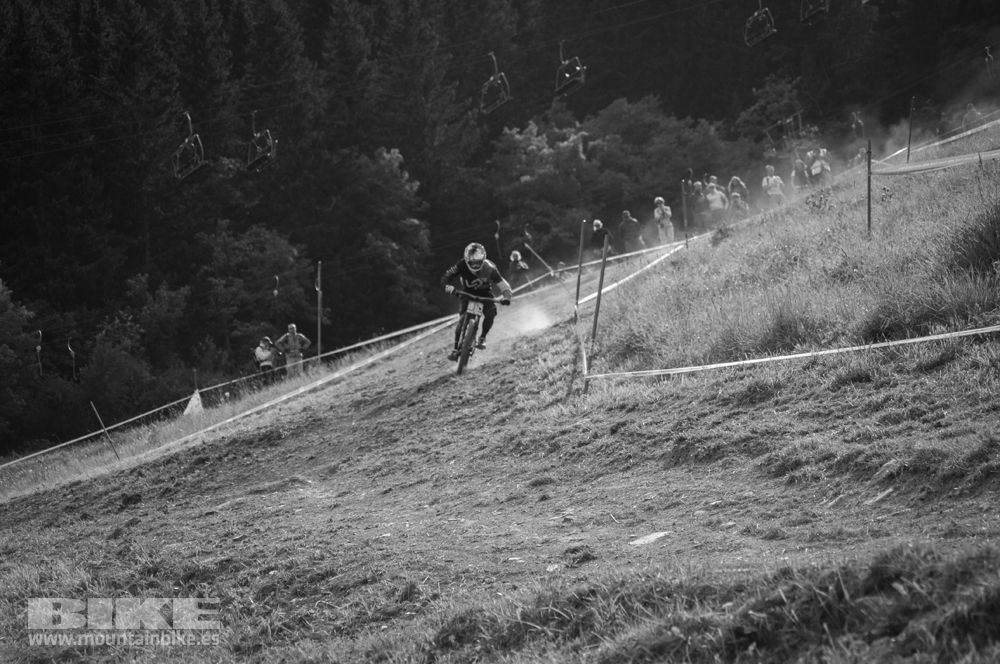 Copa del Mundo DH Meribel 2014